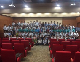 Sinh viên trường Cao đẳng Y tế Phú Yên đi TNTT tại Bệnh viện Đại học Y dược TP Hồ Chí Minh