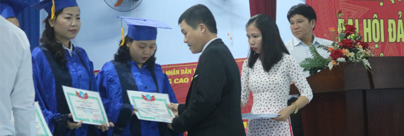 Công nhận và trao bằng tốt nghiệp lớp liên kết Ninh Thuận (2018-2020)